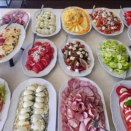 Hotel Lancut Ngoại thất bức ảnh